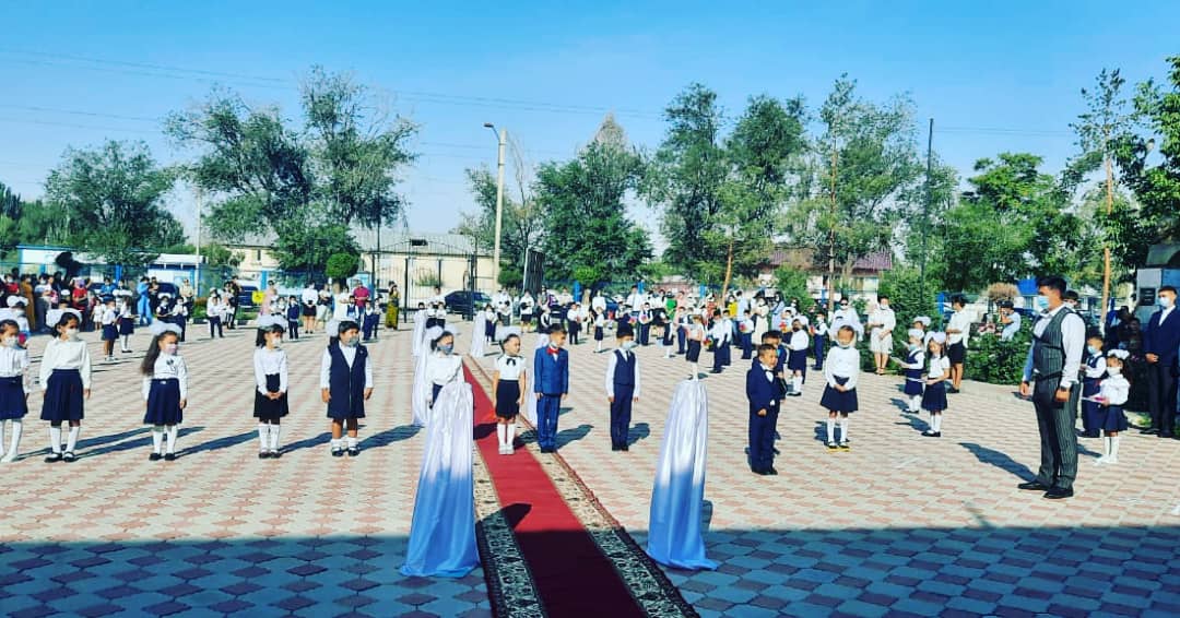 1қыркүйек Білім күні мерекесінде "Кел, балалар, оқылық!" тақырыбында 1-сыныптарға салтанатты жиын өткізілді. 