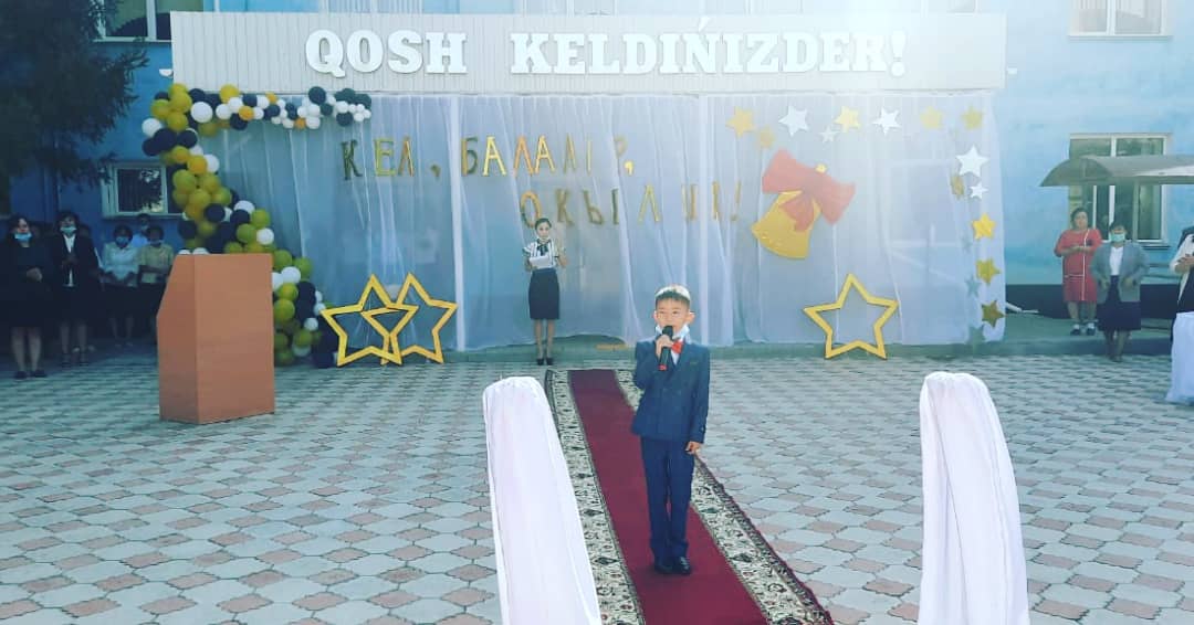 1қыркүйек Білім күні мерекесінде "Кел, балалар, оқылық!" тақырыбында 1-сыныптарға салтанатты жиын өткізілді. 